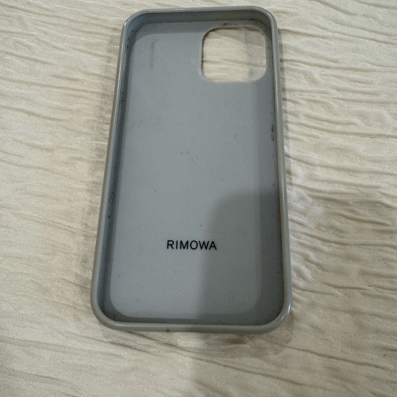 Sleek  silver rimowa Phone Case - Picture 3 of 3